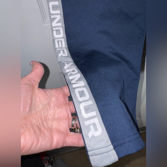 Under Armour Youth XL Navy Track Pants Gray Stripe Loose Fit Athletic Joggers - Picture 4 of 6